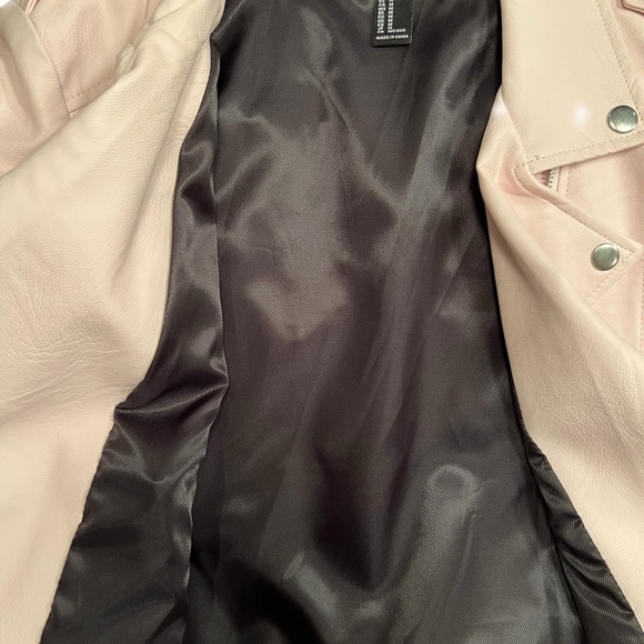 Faux Leather Jacket new w/o tags - Picture 3 of 3